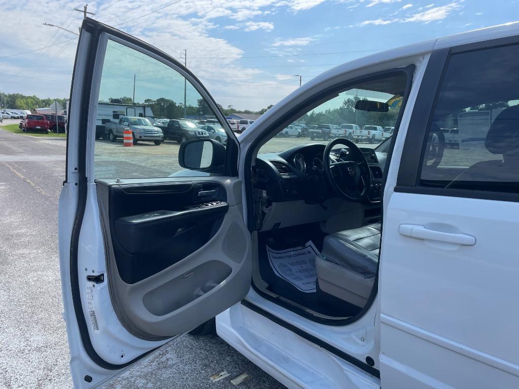 2014 Dodge Grand Caravan SE - Photo 9