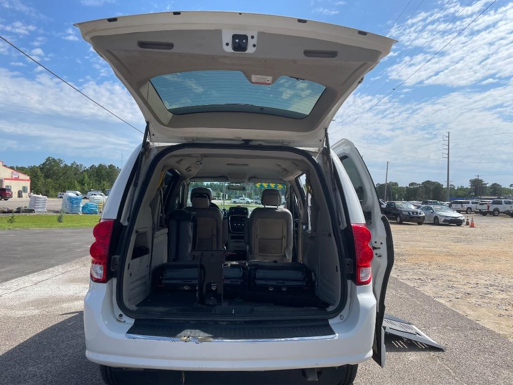 2014 Dodge Grand Caravan SE - Photo 14