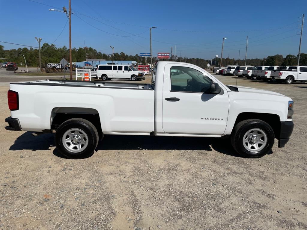 2018 Chevrolet Silverado 1500 null photo 5