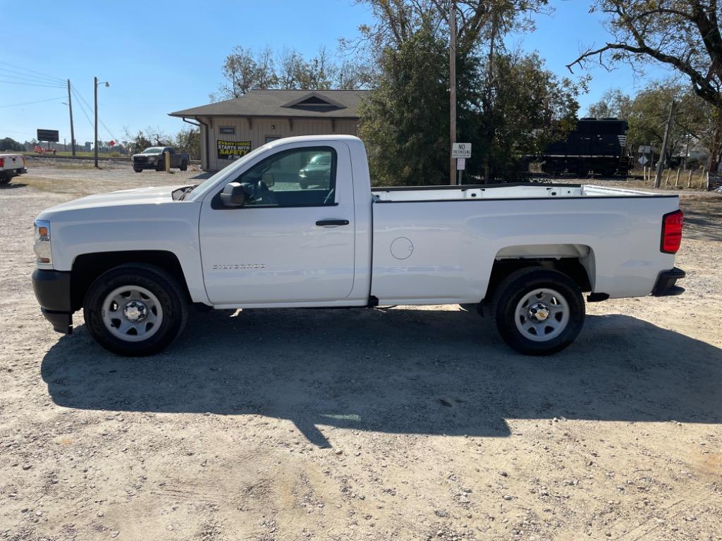 2018 Chevrolet Silverado 1500 null photo 4