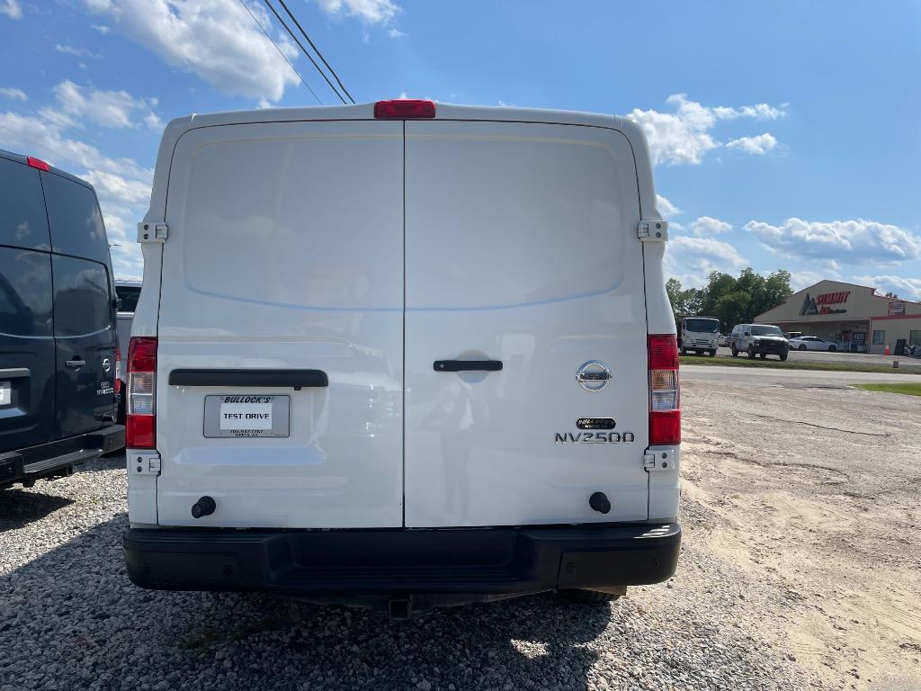 2020 Nissan NV Cargo SV - Photo 8