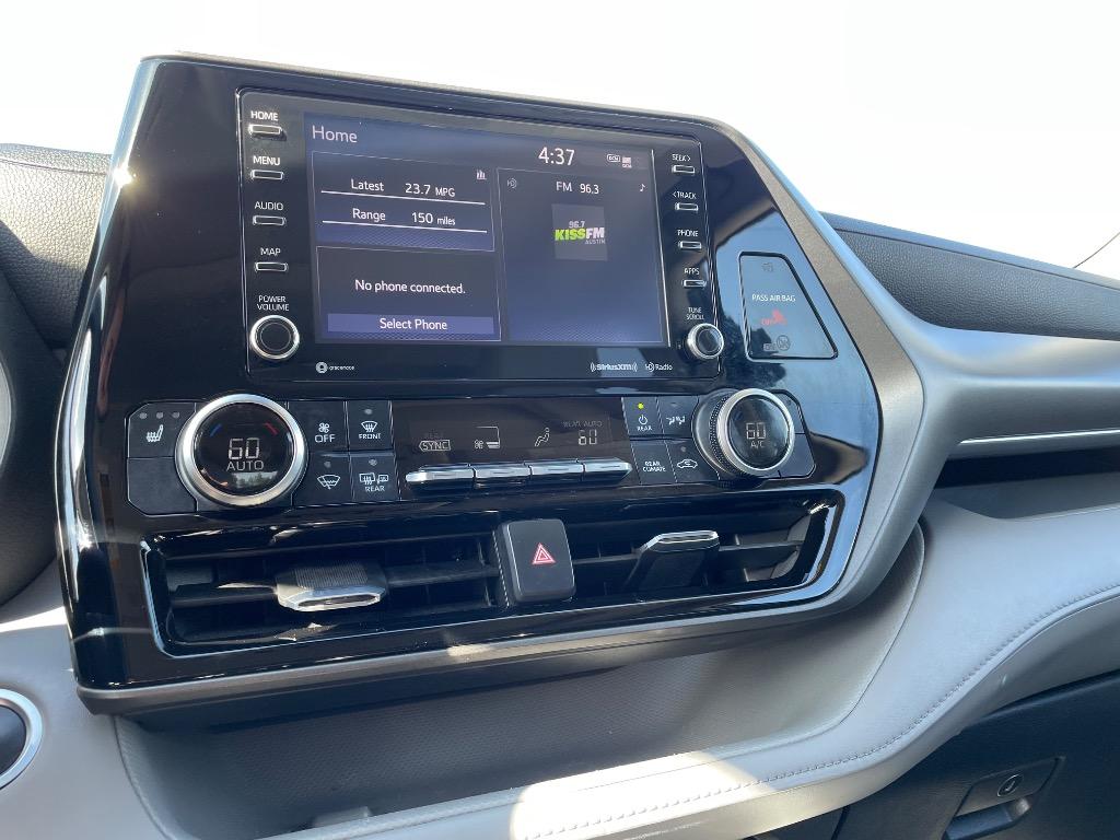2020 Toyota Highlander XLE - Photo 21