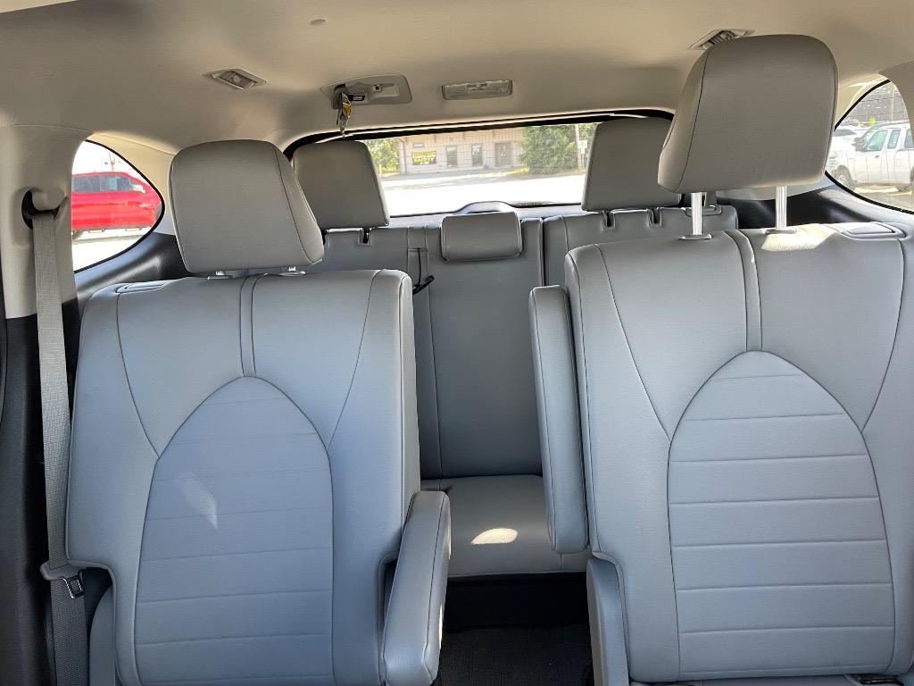2020 Toyota Highlander XLE - Photo 27