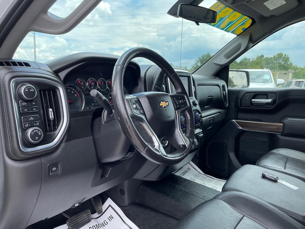 2021 Chevrolet Silverado 1500 LT - Photo 11